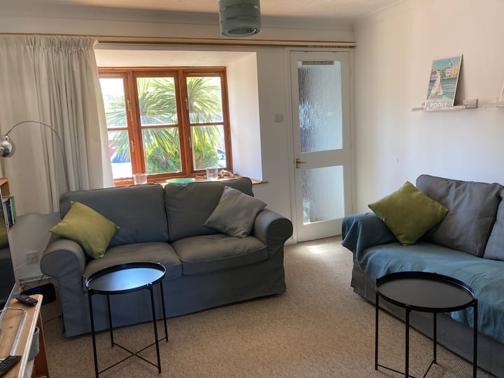 Poole Bright & Airy 3-bedroom House By The Sea - Corfe Castle