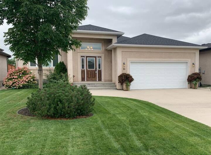 Steinbach Vacation Rentals & Homes Manitoba, Canada Airbnb