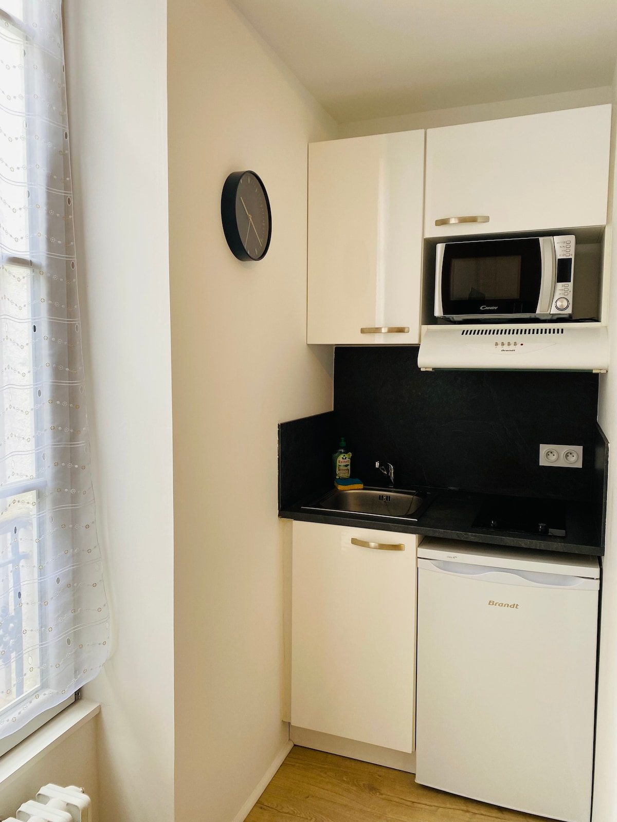 Beliebte Airbnb-Anzeige: LES VICTOIRES Fully equipped Studio 3, heart of Vichy in Vichy