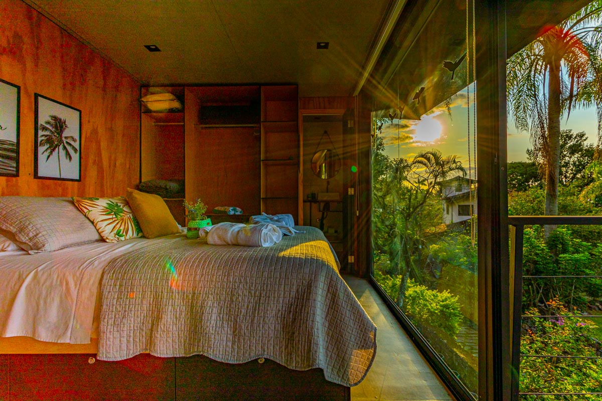 Bedroom at Casa Natu Ilhabela Studio Feiticeira with Jacuzzi in Ilhabela