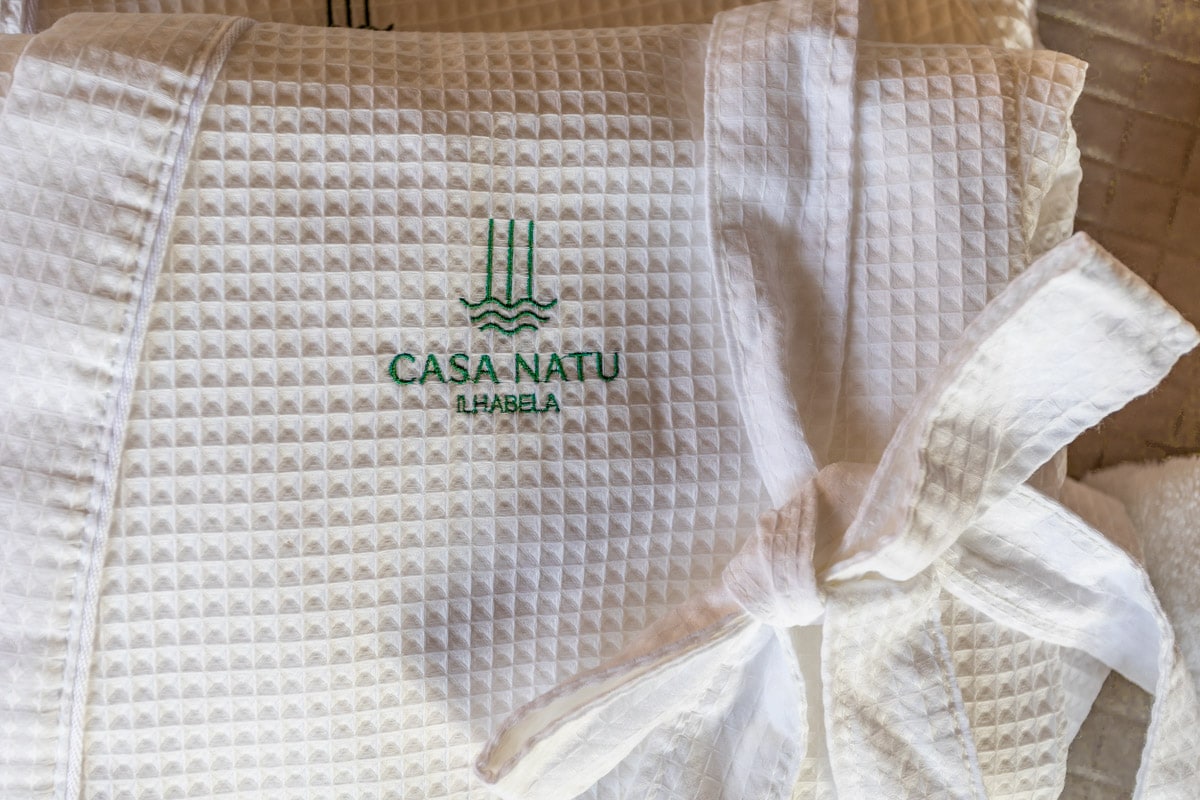Details Bathrobe at Casa Natu Ilhabela Studio Feiticeira with Jacuzzi in Ilhabela
