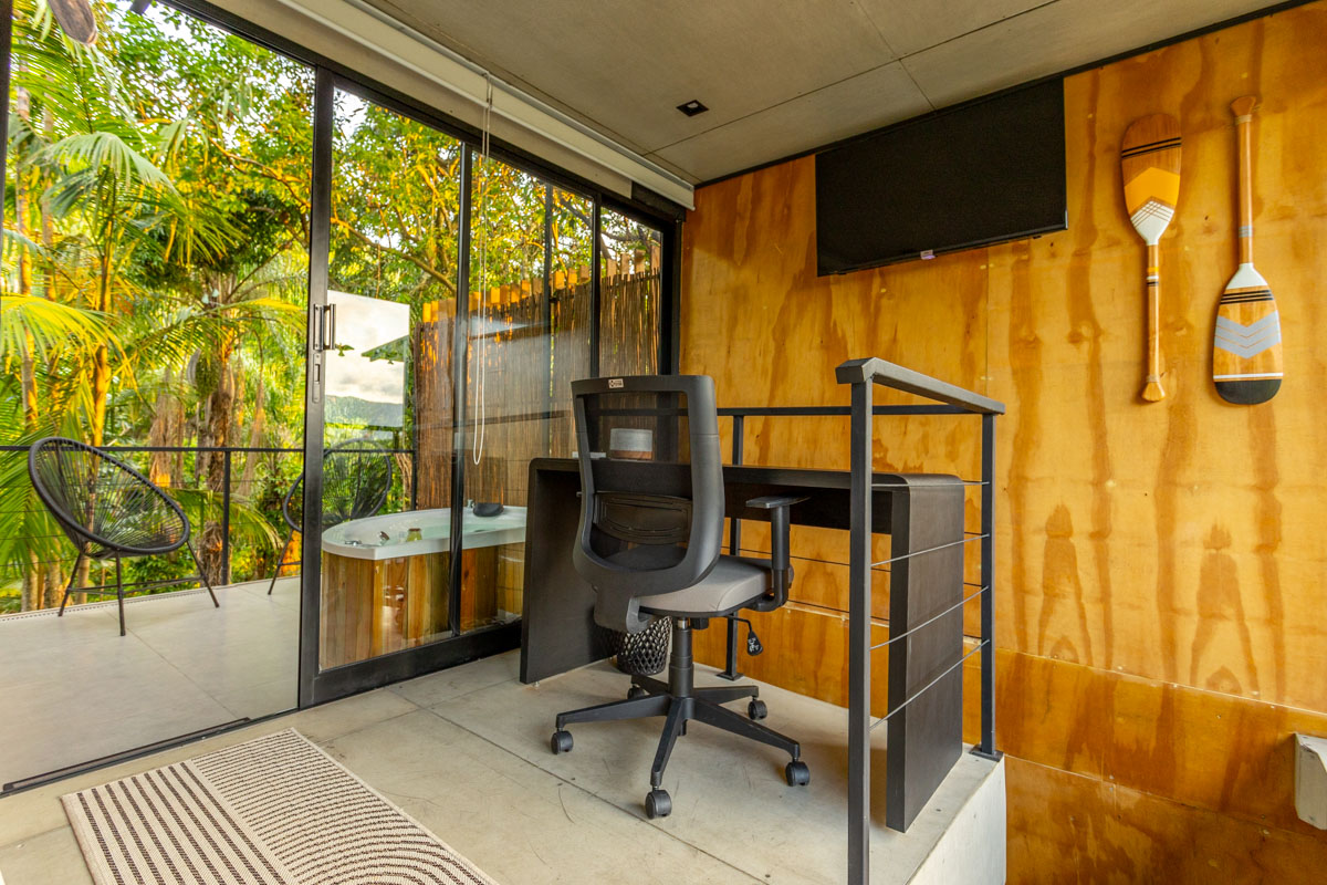 Desk View at Casa Natu Ilhabela Studio Portinho with Jacuzzi in Ilhabela