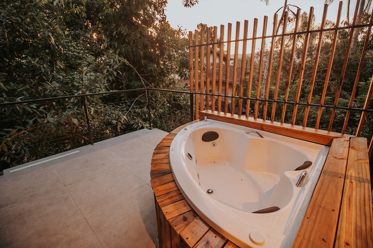 Jacuzzi view at Casa Natu Ilhabela Bonete Studio with Jacuzzi in Ilhabela