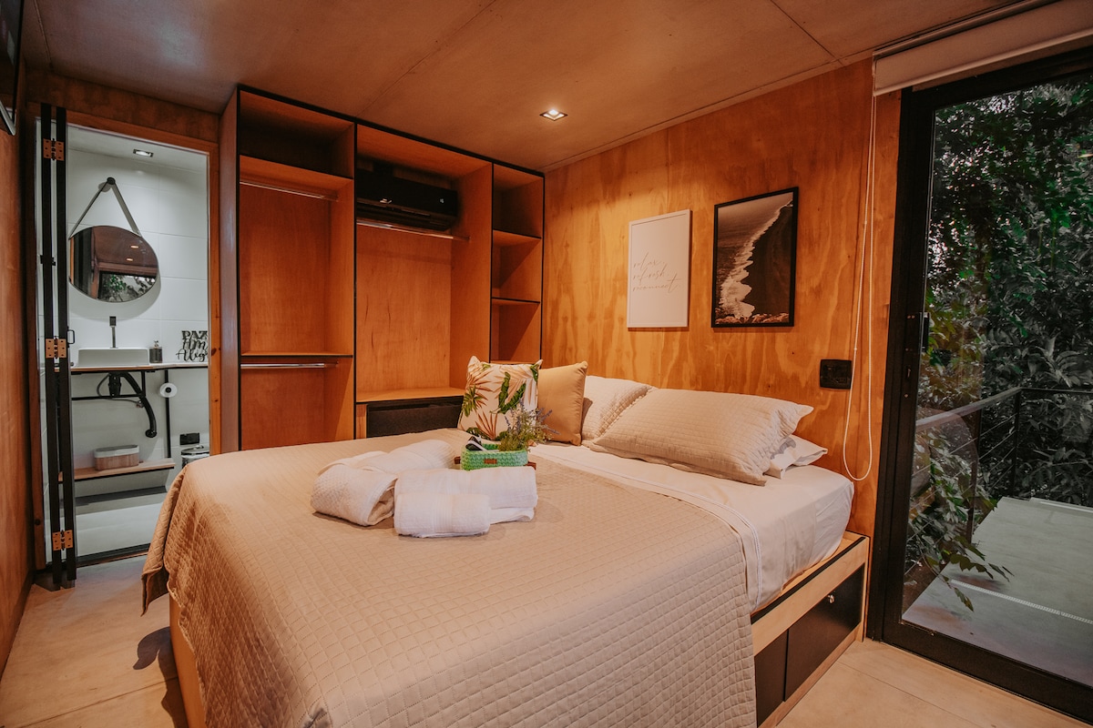 Full and cozy bedroom at Casa Natu Ilhabela Bonete Studio with Jacuzzi in Ilhabela