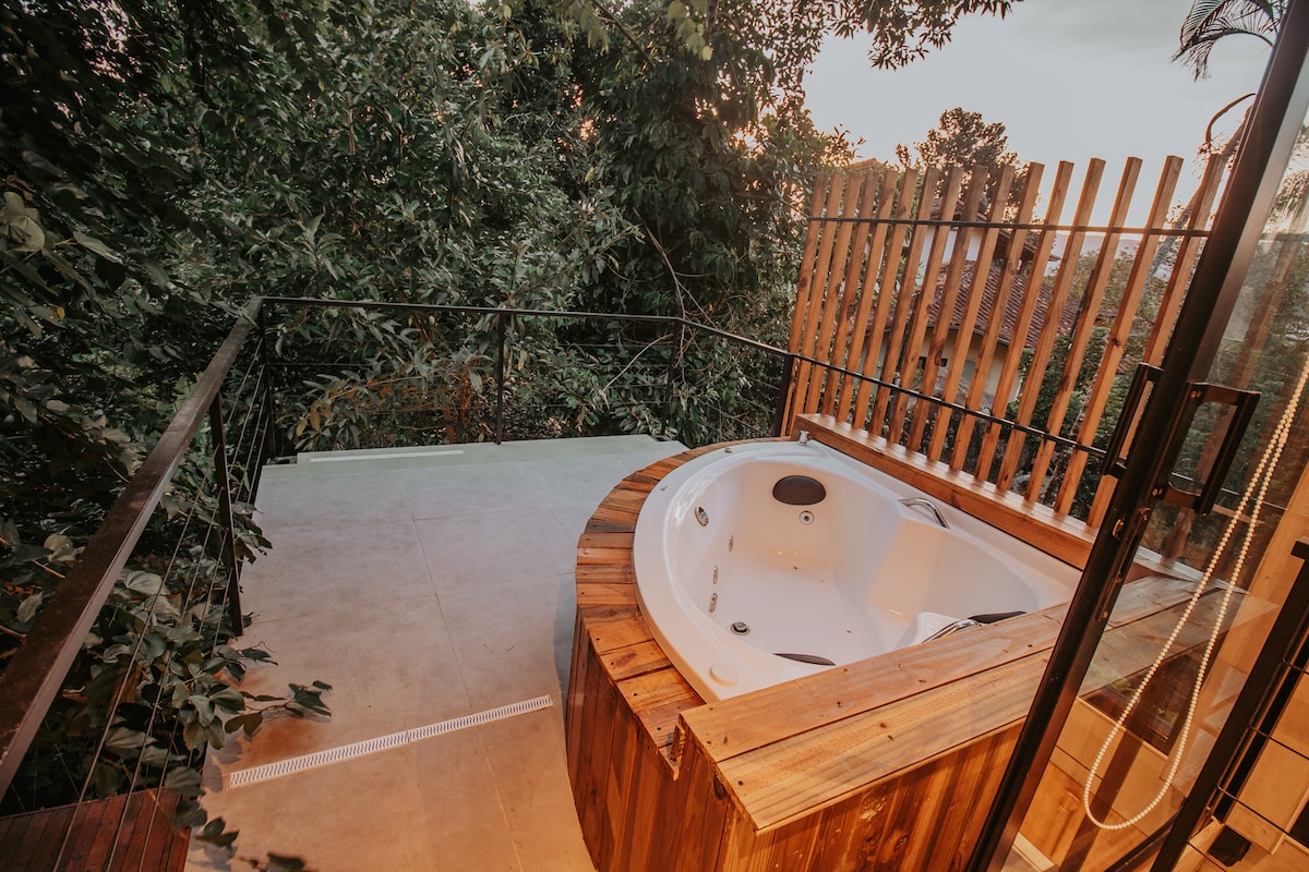 Balcony with Jacuzzi and Nature View at Casa Natu Ilhabela Bonete Studio with Jacuzzi in Ilhabela