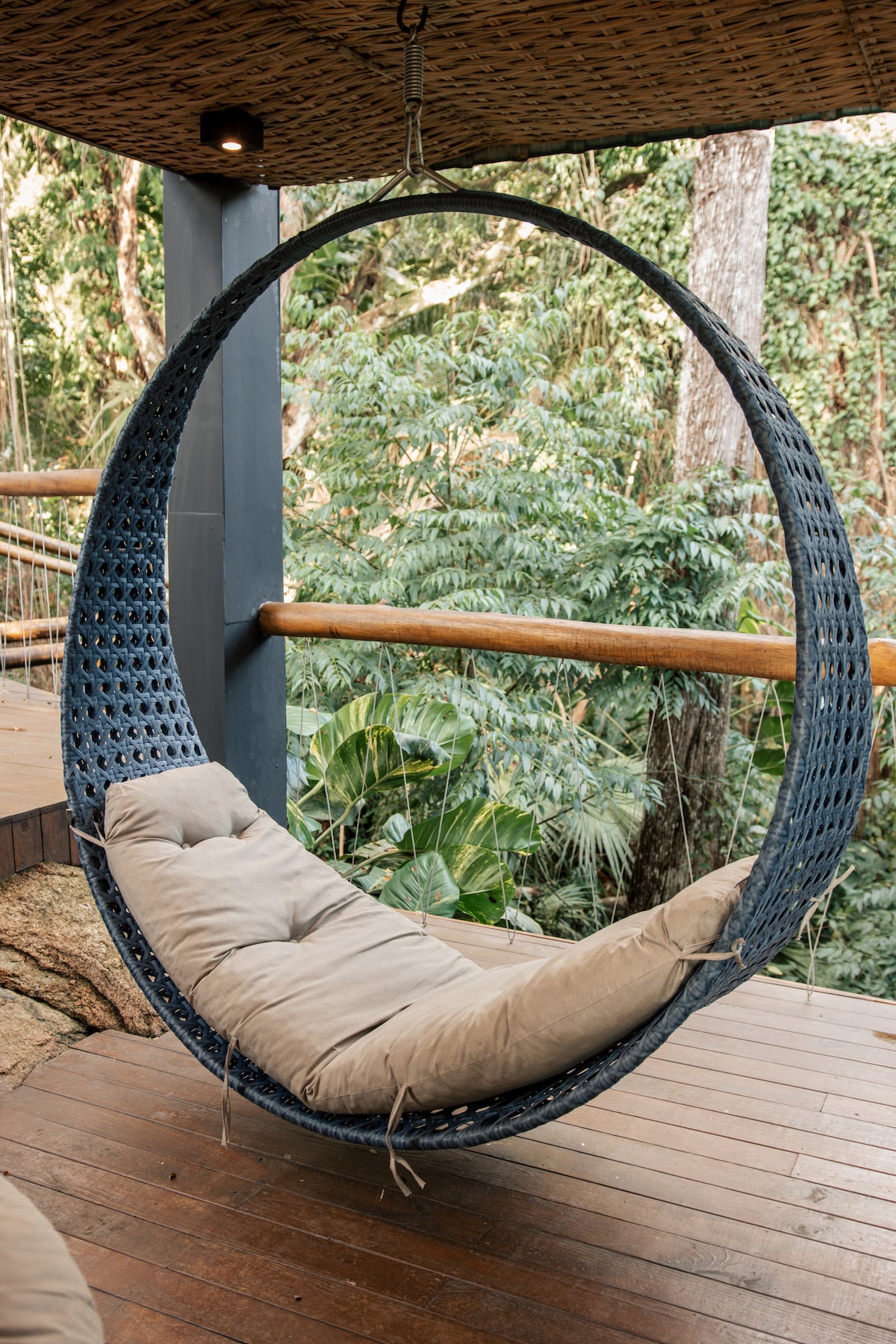 Outdoor Swing at Casa Natu Ilhabela Bonete Studio with Jacuzzi in Ilhabela