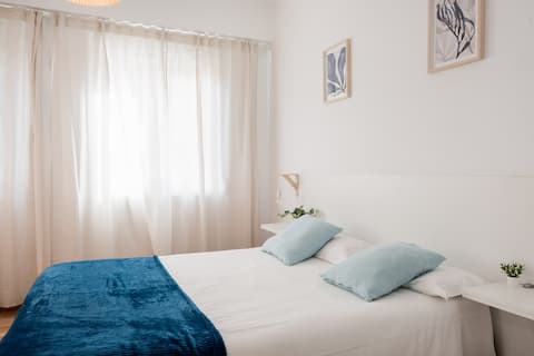 Anuncio de Airbnb popular: Centric 3 bedrooms Apartment with WIFI en El Pla Del Real