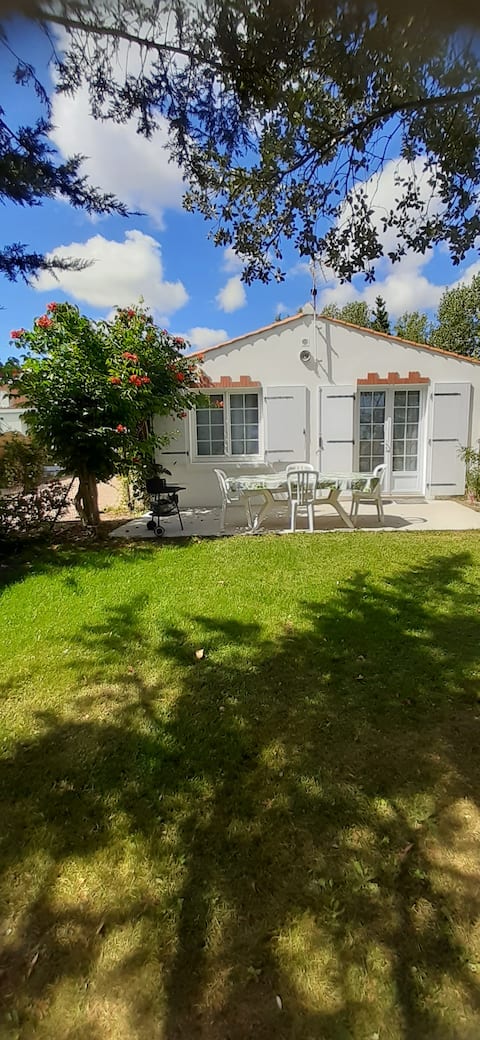 House near St Jean de Monts with enclosed garden