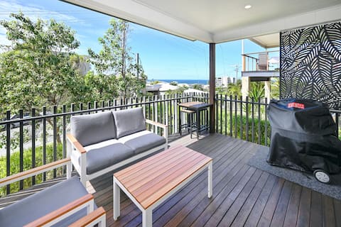 Ocean Views & Kings Beach Living