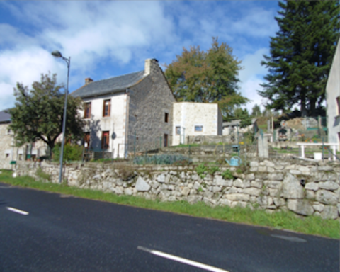 Family vacation home in Margeride