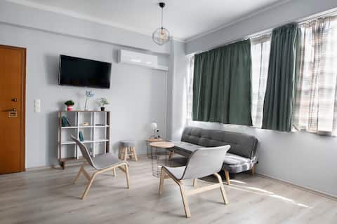 Popular Airbnb listing: Loft4All - Brand New & Stylish, near center& metro in δήμος δάφνης υμηττού
