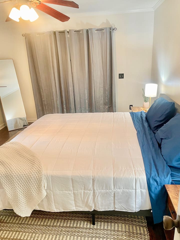 Hovedsoveværelse (kingsize-seng)