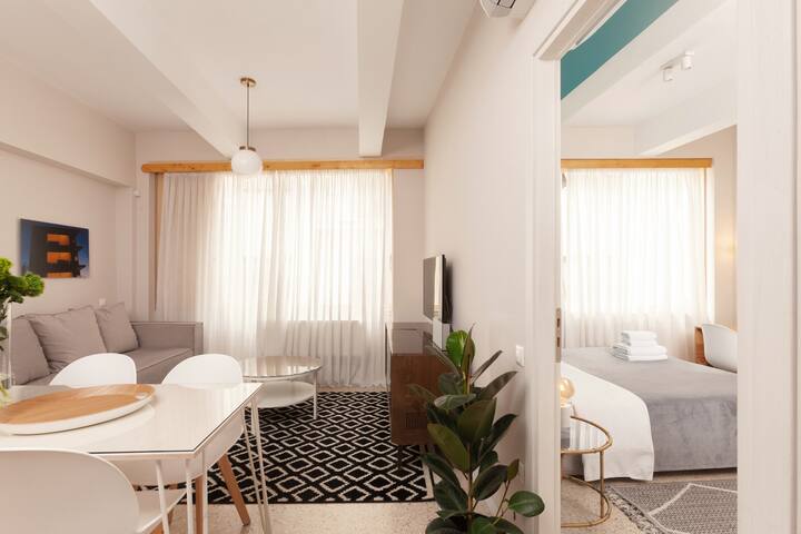 2 Bedroom Suite, The Marble Suites, PLAKA gallery image 4