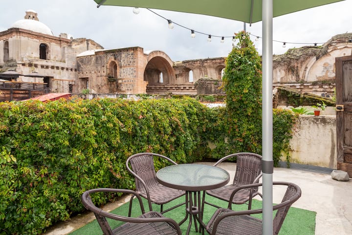 Second-floor terrace with privileged views of the San Agustin Convent