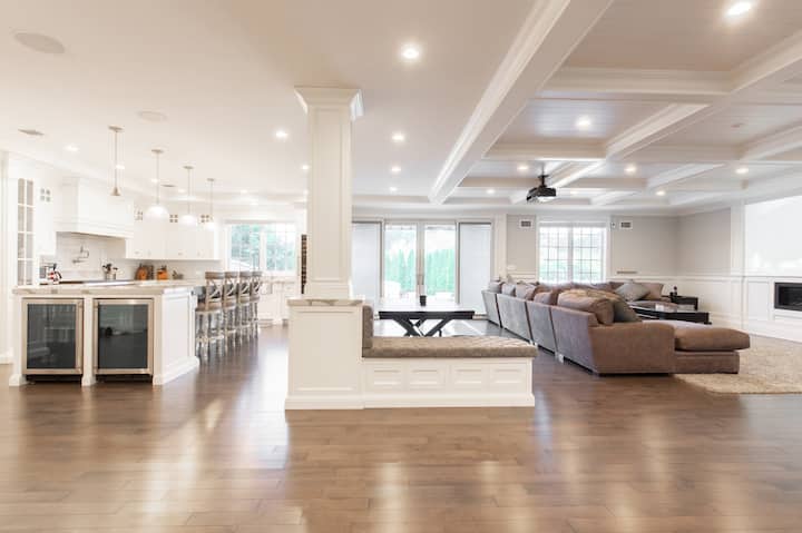 Luxury Melville Mansion W/ Pool & Indoor Court - Cold Spring Harbor Fish Hatchery & Aquarium