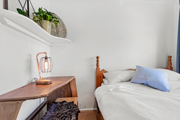 Super comfy bedroom with King size bed and stunning views 