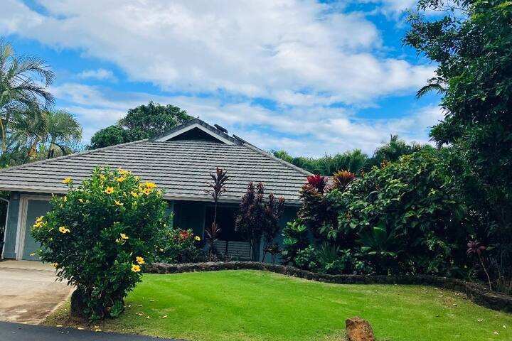 POIPU BEACH HOME, Kauai’s famous sunny south shore