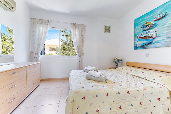 Effortlessly organize your clothing in the cabinet's ample drawers, offering an ideal storage solution to keep your wardrobe tidy and easily accessible during your stay.