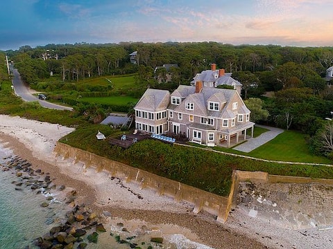 Martha’s Vineyard Waterfront Private Beach