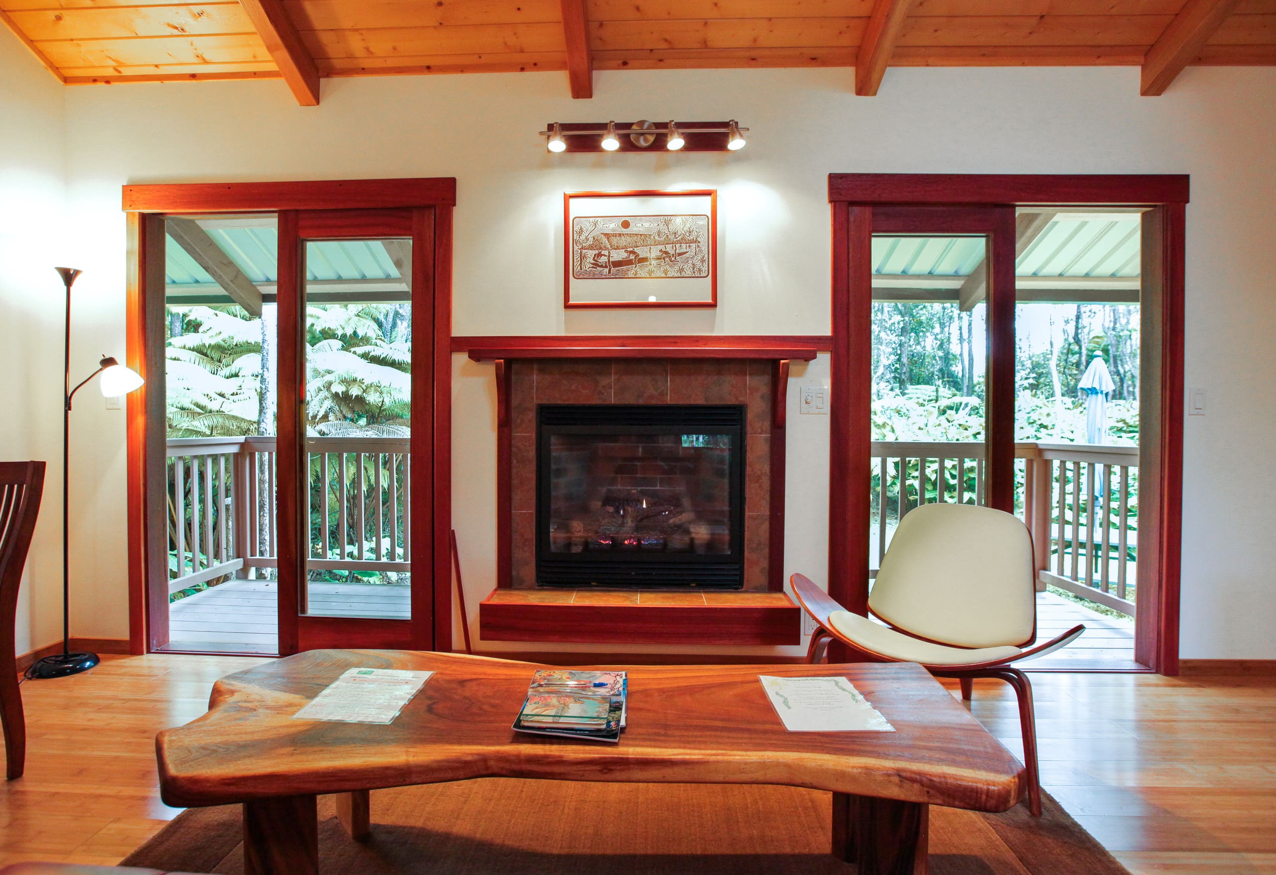 Cabin in Volcano · ★4.88 · 1 bedroom · 1 bed · 1 bath - Image 5