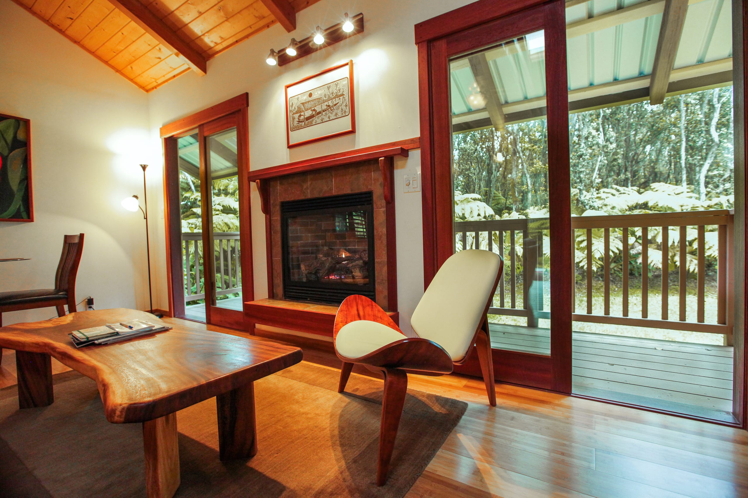 Cabin in Volcano · ★4.88 · 1 bedroom · 1 bed · 1 bath - Image 3