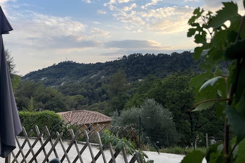 30 m² ground floor in the Nice hinterland