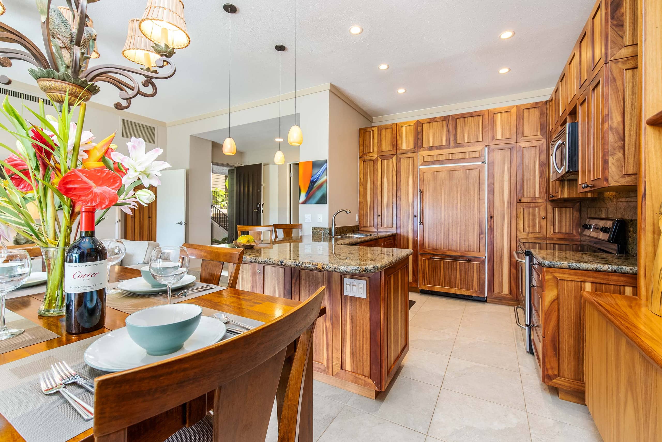 Condo in Lahaina · ★4.89 · 2 bedrooms · 3 beds · 2 baths - Image 11