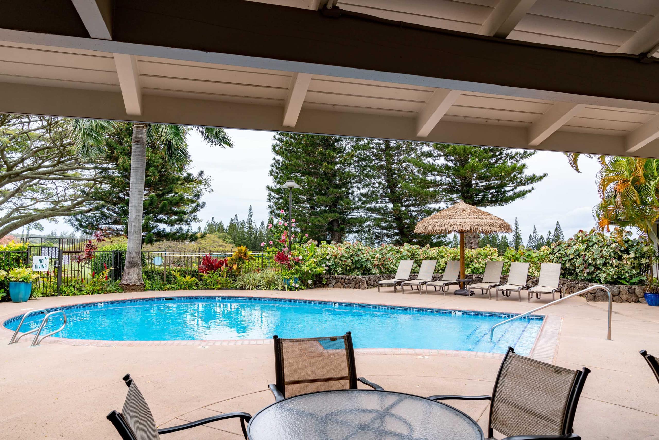 Condo in Lahaina · ★4.89 · 2 bedrooms · 3 beds · 2 baths - Image 25