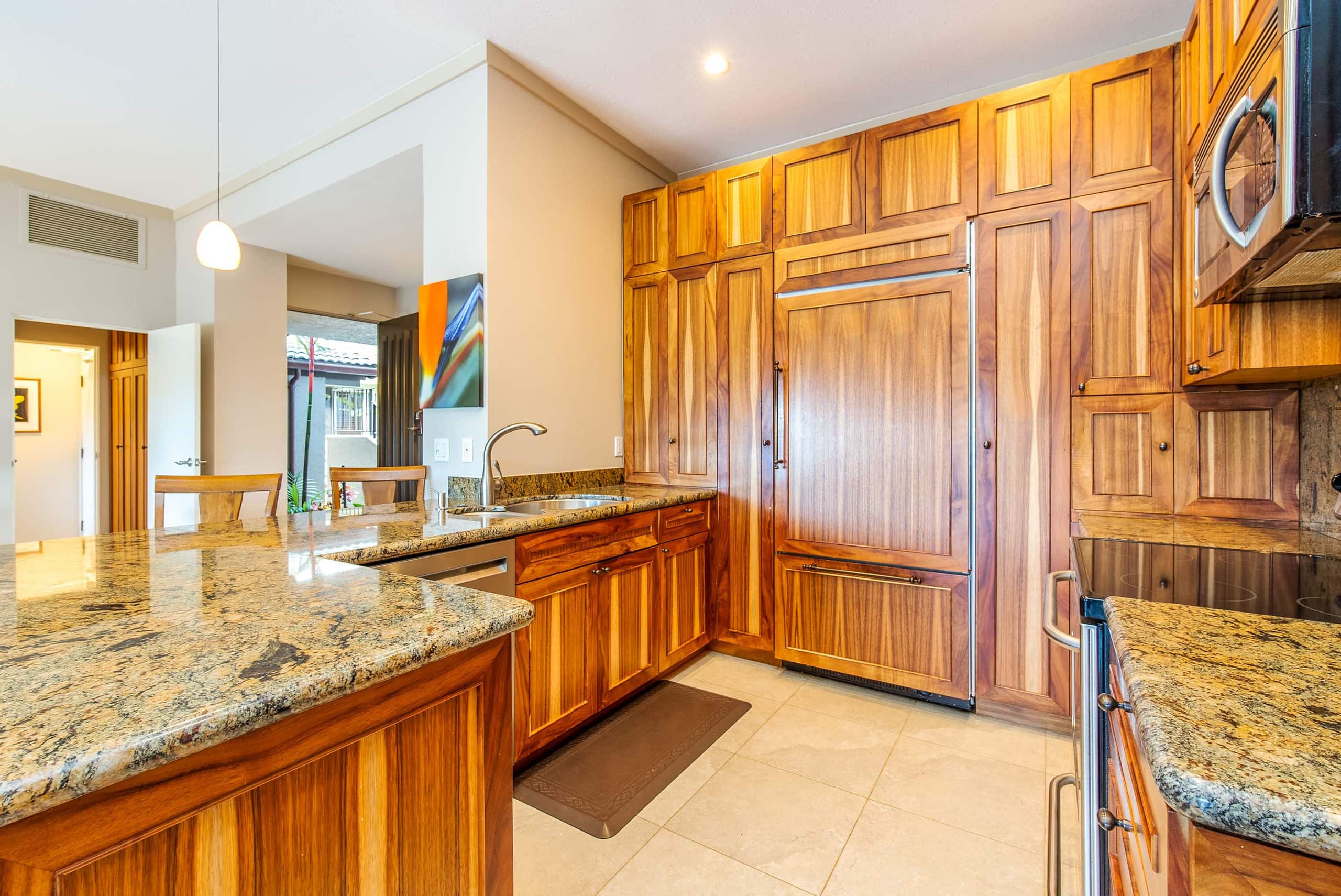 Condo in Lahaina · ★4.89 · 2 bedrooms · 3 beds · 2 baths - Image 6