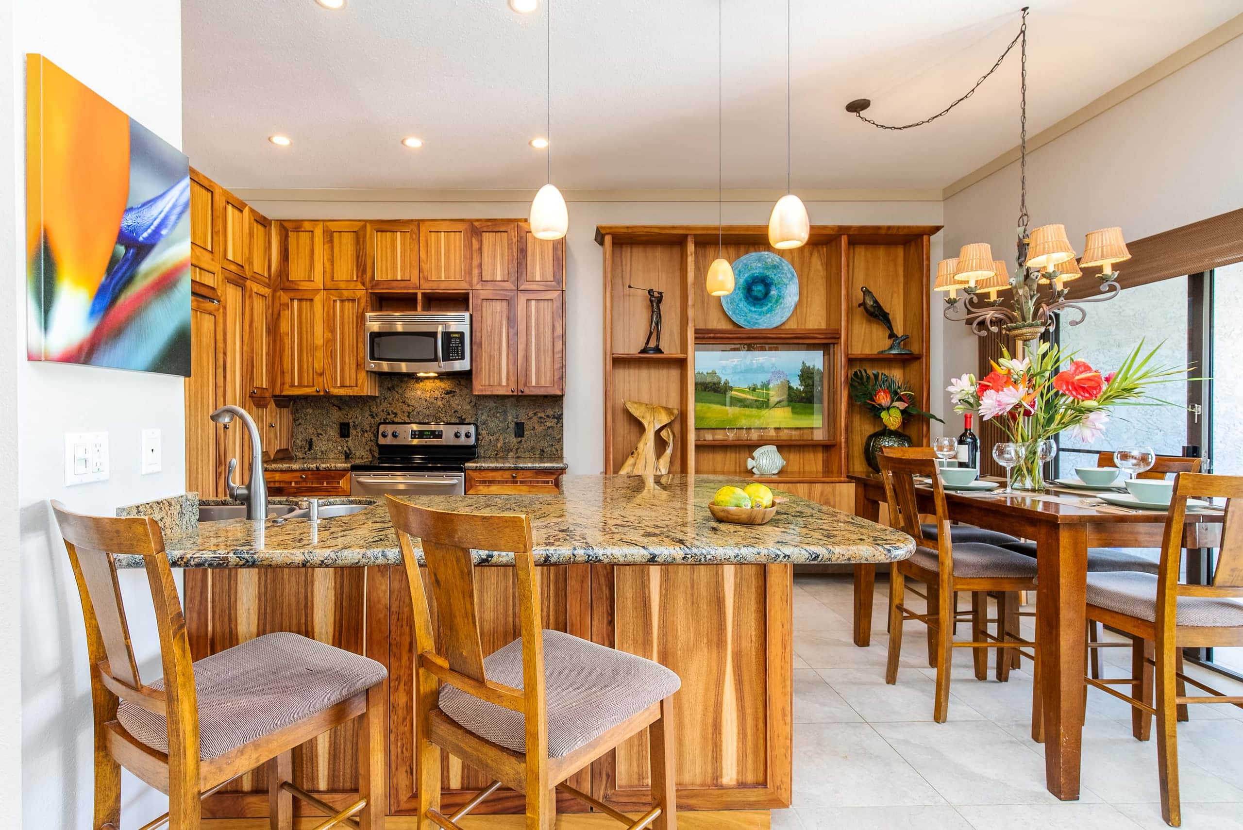 Condo in Lahaina · ★4.89 · 2 bedrooms · 3 beds · 2 baths - Image 8