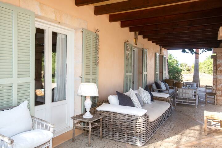 Country life with pool – dream family finca gallery image 3