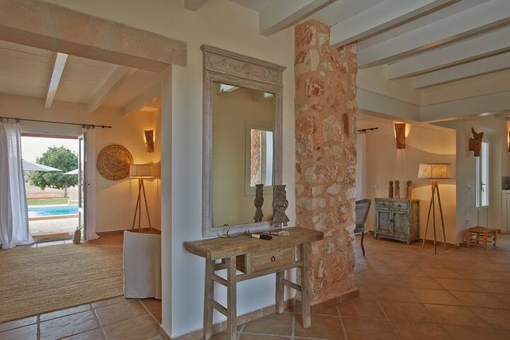 Country life with pool – dream family finca gallery image 5