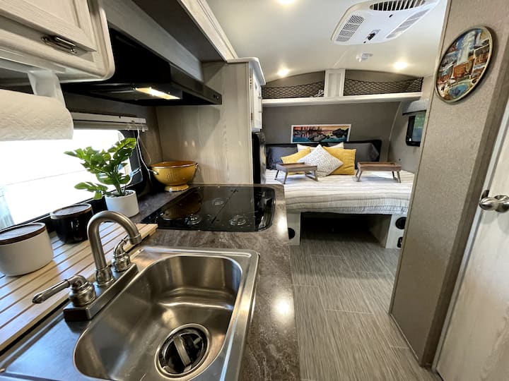 Glamping Experience With Private Outdoor Space - Marysville, CA