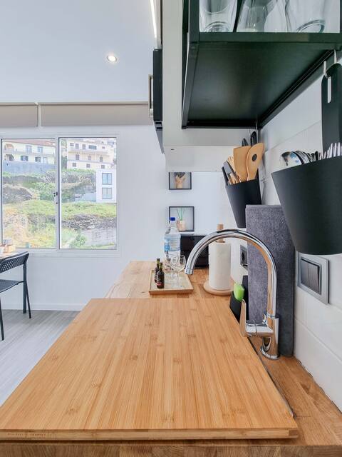 Imóvel de sucesso: 11/ The Jolie - Apartments by The Ocean em Porto Moniz