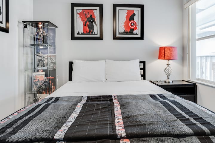 For any Marvel fan this room would be a treat, but if you are an Iron Man fan... this is a Treasure Find!