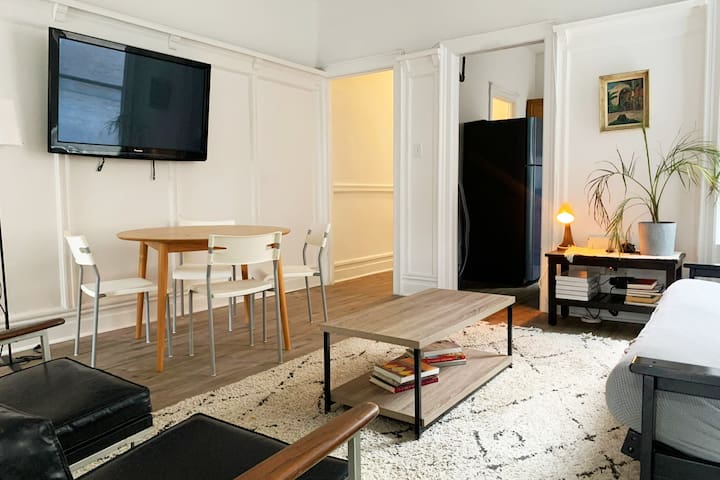 Great 3 bedroom apt, downtown Manhattan .