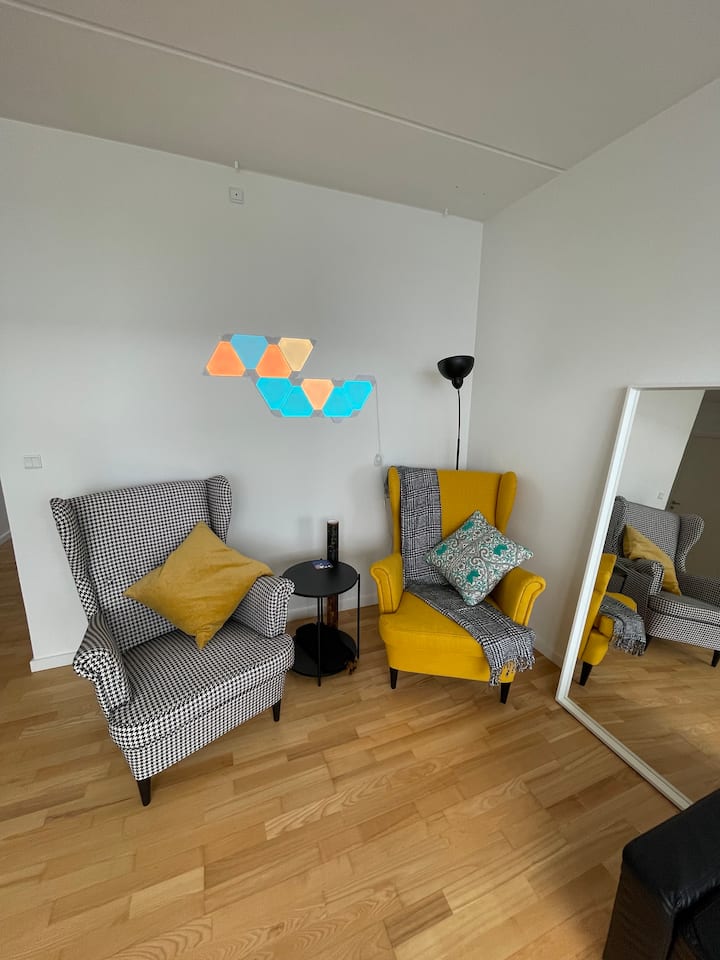 Cozy 2 Bedroom Apartment With The Groovy Lights - Aarhus