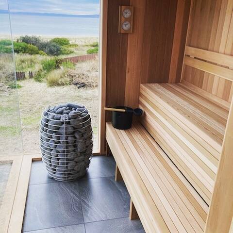Still….. at Freycinet – A Nordic sauna retreat. gallery image 4
