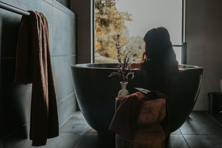 Still….. at Freycinet – A Nordic sauna retreat.