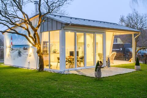 Vacation home "Lighthouse" with sauna and hot tub
