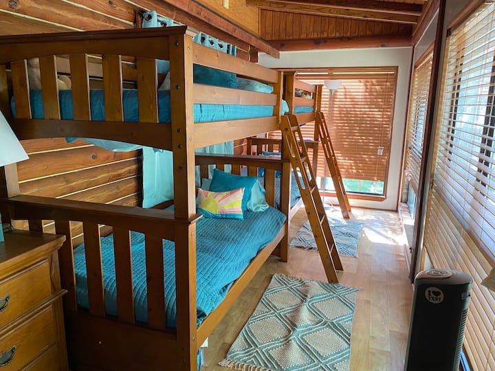 საძინებელი 3