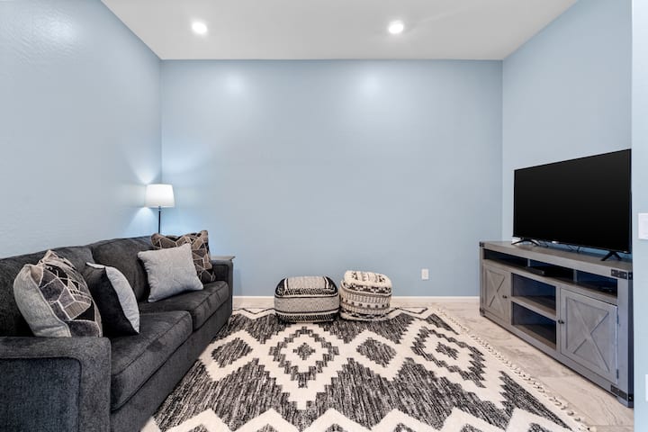 Game room/sleeper sofa