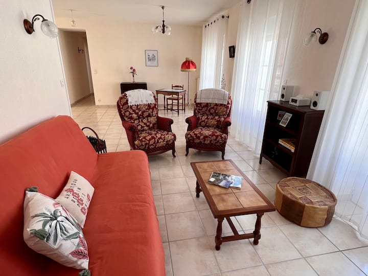 Grand Appart 9 Pers Avec Terrasse & Garage Privé - Vichy