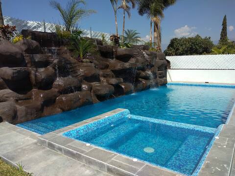 RESIDENCIA WATERFALL TEPOZTECO EN LOMAS DE COCOYOC