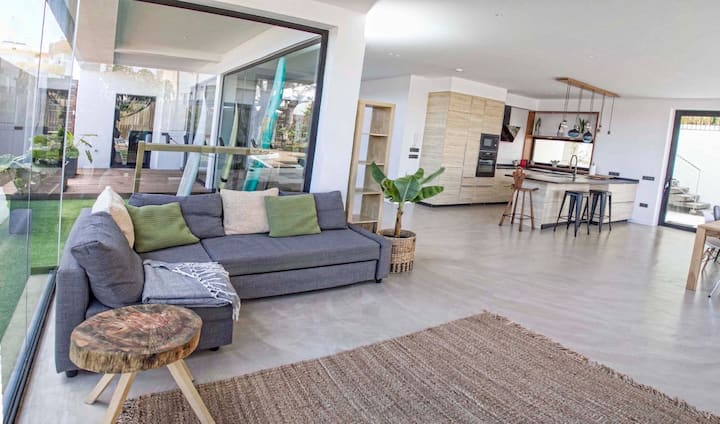 Modern Bright Villa With Pool And Tropical Garden - Puerto de la Cruz