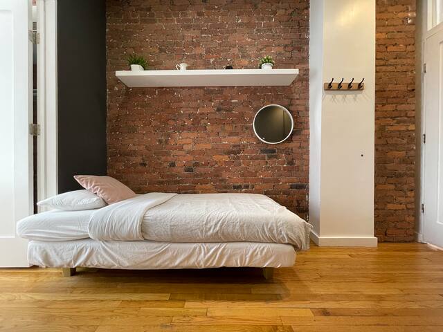 Midtown Two-Bedrooms gallery image 4