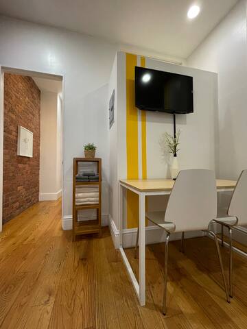 Midtown Two-Bedrooms gallery image 3