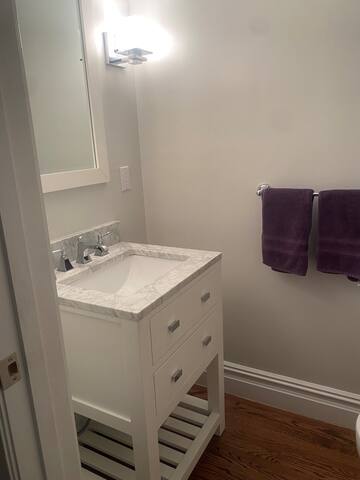 Gorgeous 4 BR/2.5bath in the heart of the UWS gallery image 4