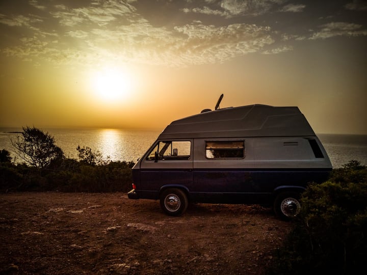 Magnificent VW Camper in Mallorca Campers/RVs for Rent in Palma