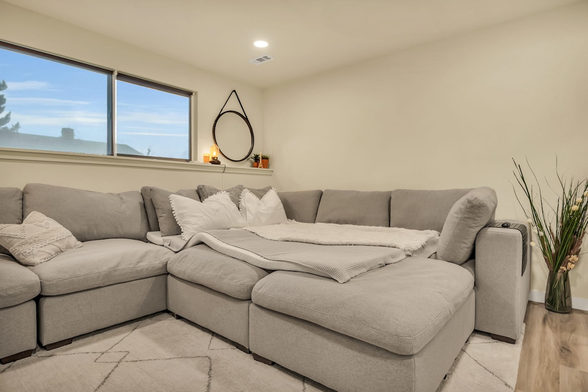 Dodatočný priestor na spanie s poskytnutou matracovou podložkou na sekcii.